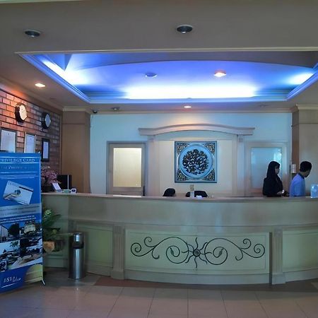 Buana Lestari Hotel Balikpapan Kültér fotó