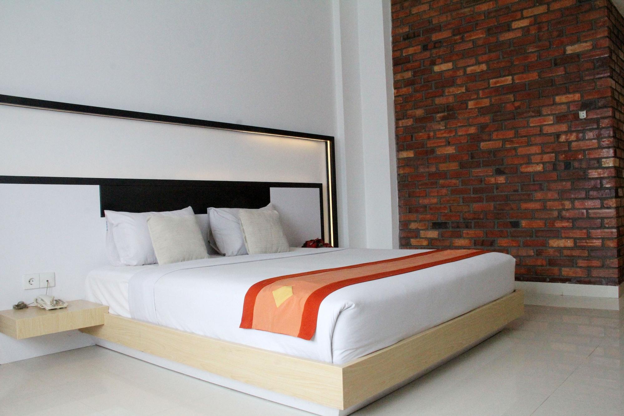 Buana Lestari Hotel Balikpapan Kültér fotó