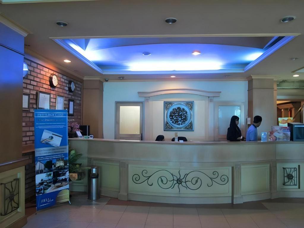 Buana Lestari Hotel Balikpapan Kültér fotó