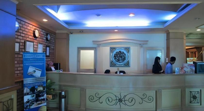 Buana Lestari Hotel Balikpapan Kültér fotó