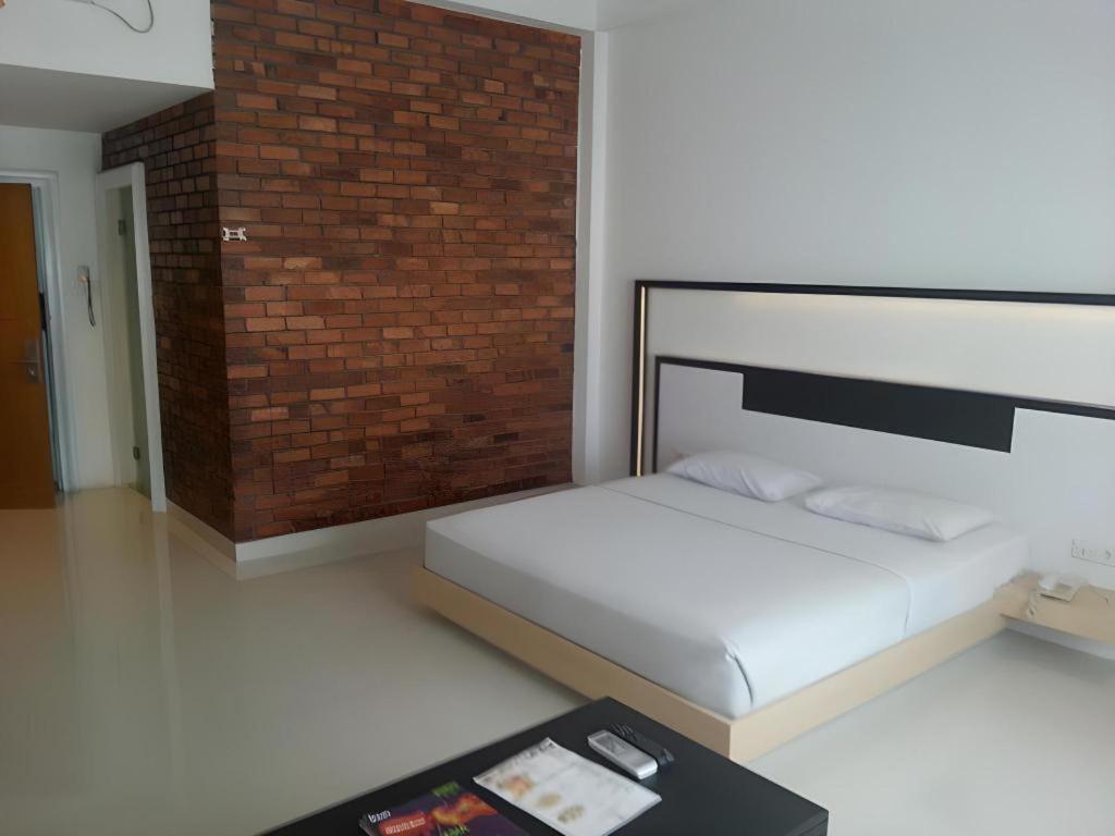 Buana Lestari Hotel Balikpapan Kültér fotó